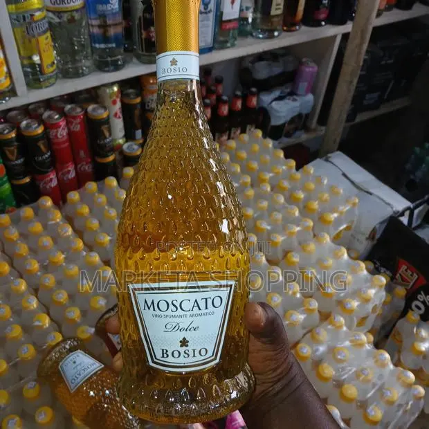 Moscato Bosio Wine 750ml · Photo 1