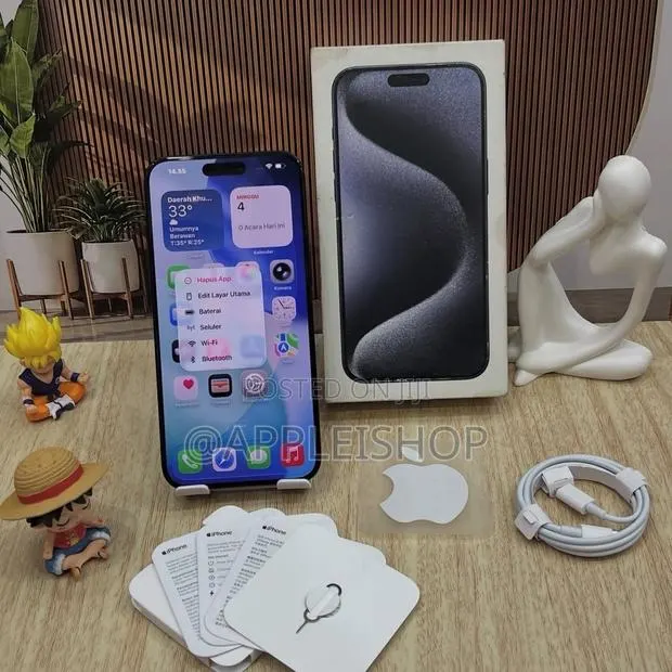 Apple iPhone 15 Pro Max 512 GB Black · Photo 1
