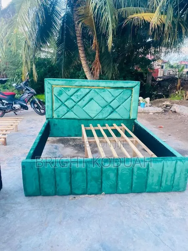 Light Green Queen Size Bed Frame · Photo 1