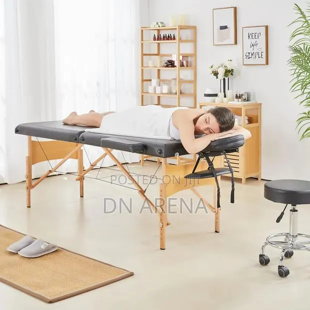 3 Section Wooden Massage / Lash Bed Foldable · Photo 3