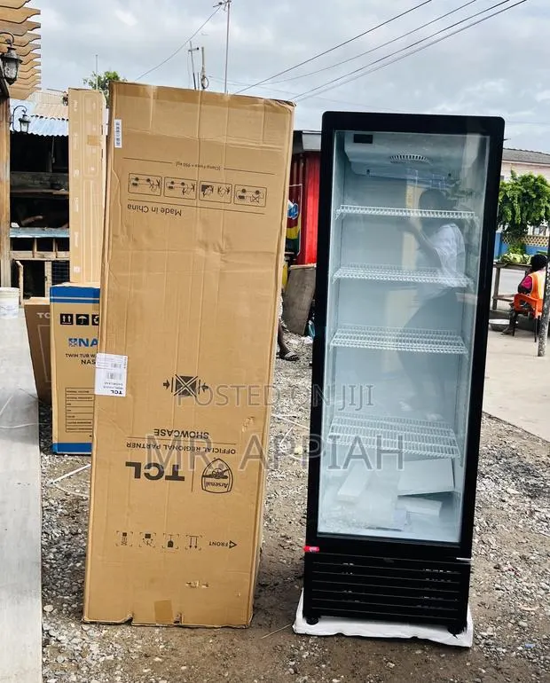 Get Classic TCL F305cb 285 Litres Beverage Cooer(Black) · Photo 1