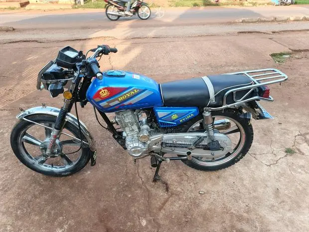 Royal Motorcycle 2023 Blue · Photo 1