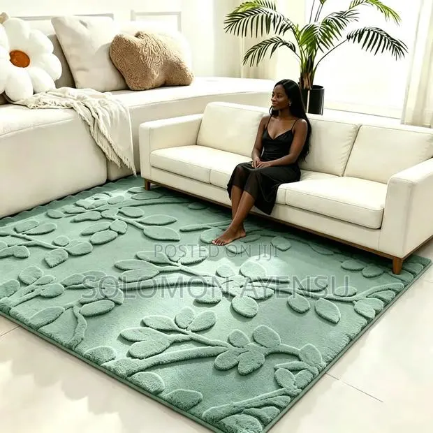 Saga Green 3d Center Carpet Available · Photo 1