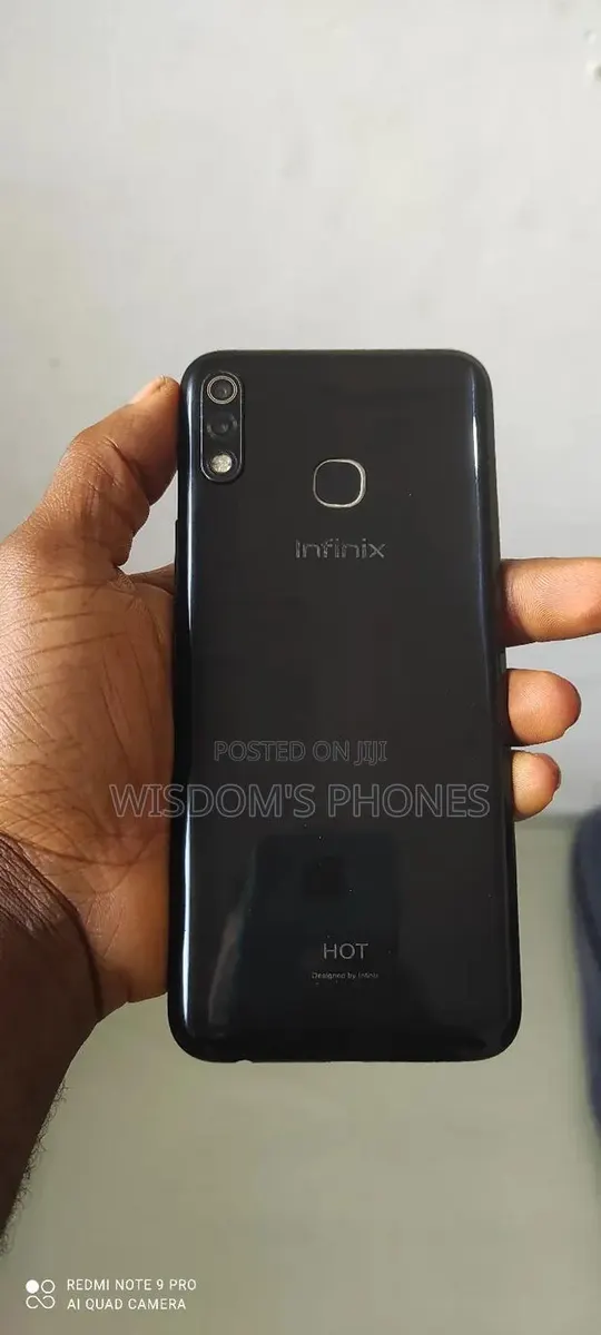 Infinix Hot 8 Lite 32 GB Black · Photo 1