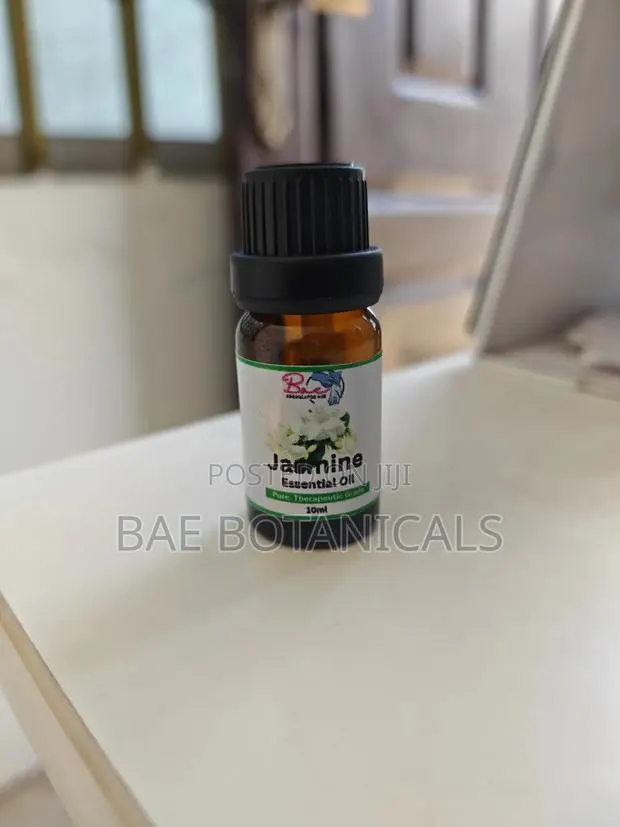 Jasmine Essential Oil · Photo 1