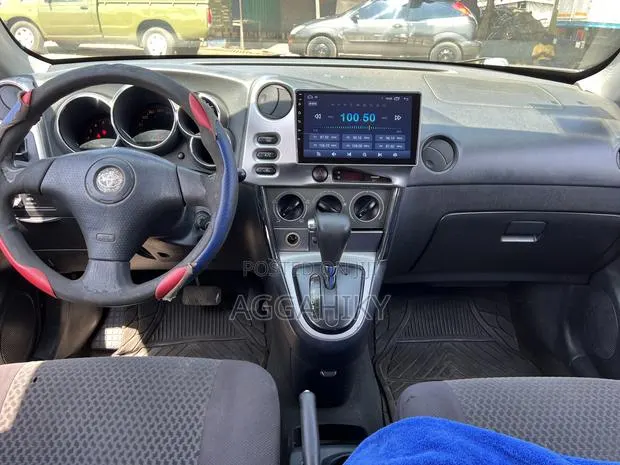 Toyota Matrix Hatchback AWD (1.8L 4cyl 4A) 2006 Blue
