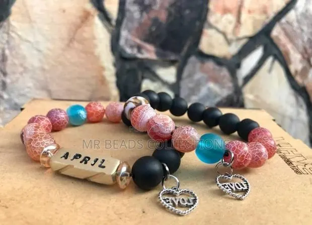 Beaded Bracelet · Photo 1