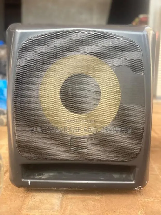 KRK Rokit 12 Subwoofer Active · Photo 1