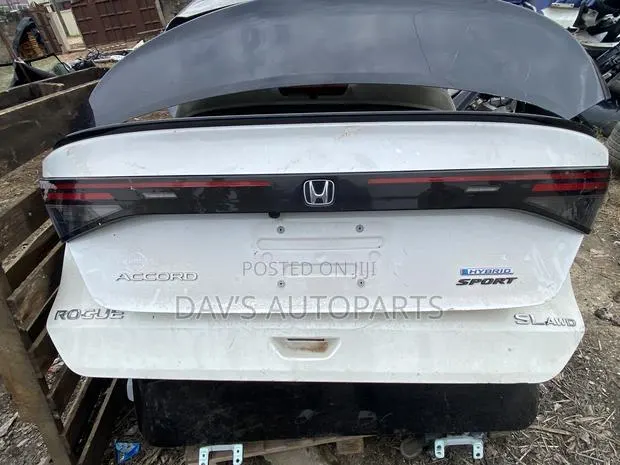 Honda Accord 2023-26 Hybrid Sport Boot · Photo 1