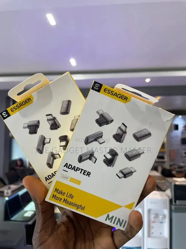 Essager USB4.0 240W Mini Converter Adapter · Photo 1