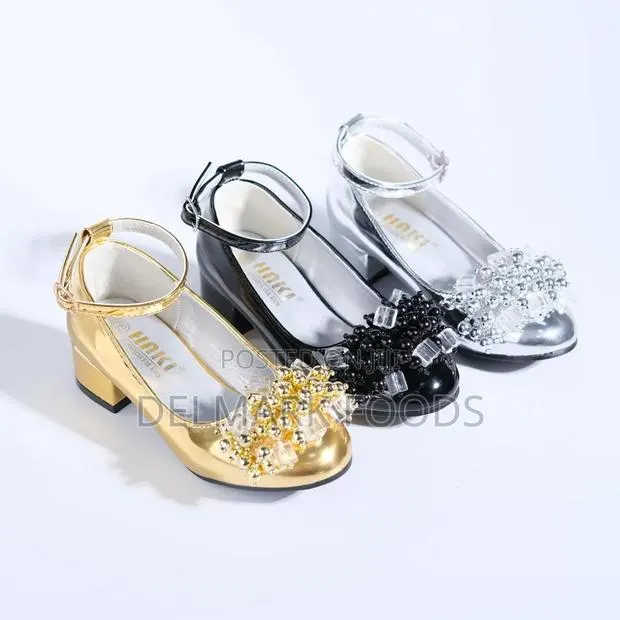 Mok Shoes for Girls. · Photo 1