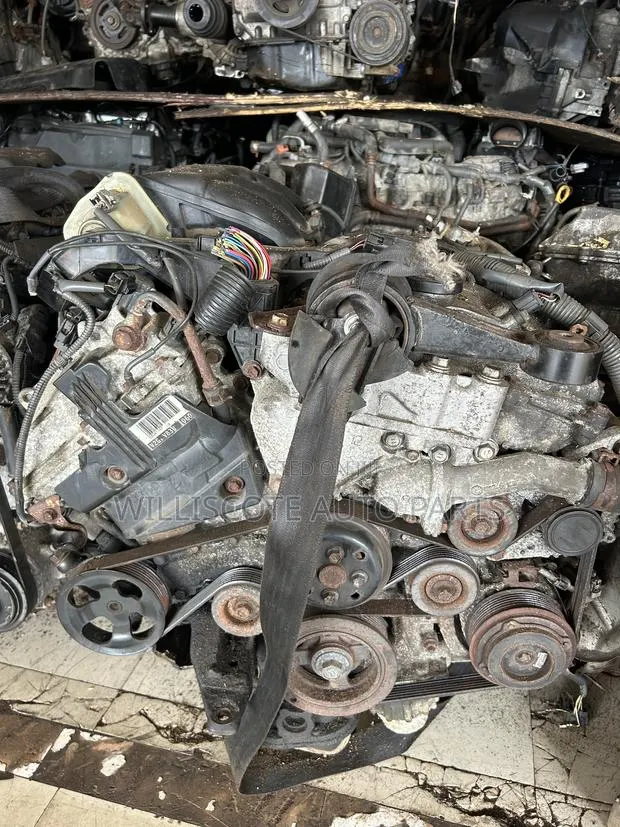 Highlander V6 Engine and Gearbox 22 Pins · Photo 1