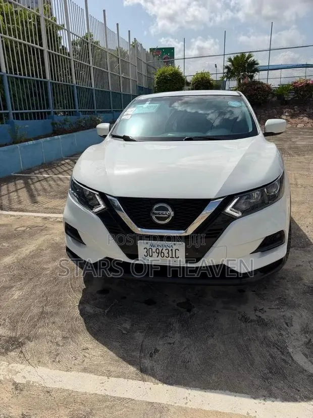 Nissan Rogue 2021 White