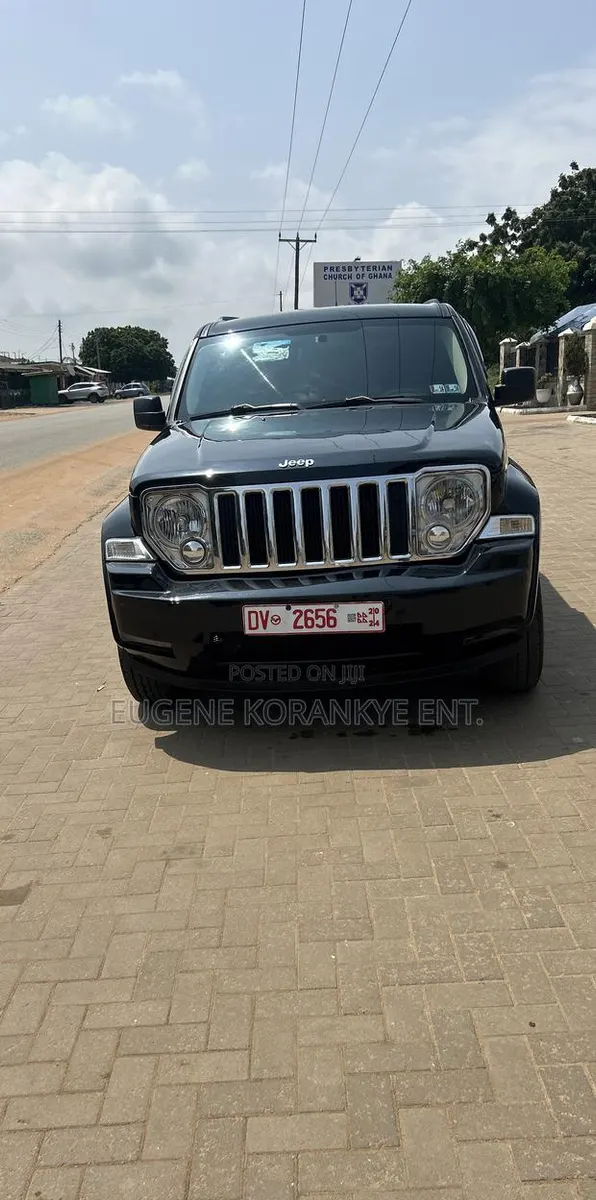 Jeep Liberty Sport 2012 Black · Photo 1