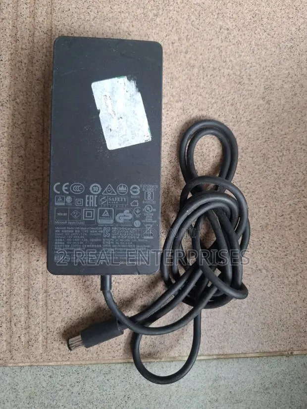 Microsoft Surface 1749 102W Power Adapter Charger · Photo 1
