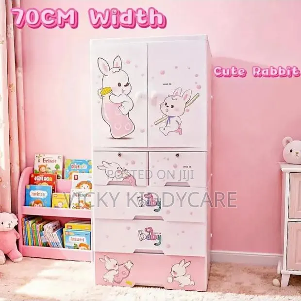 Baby and Kids Wardrobe · Photo 2