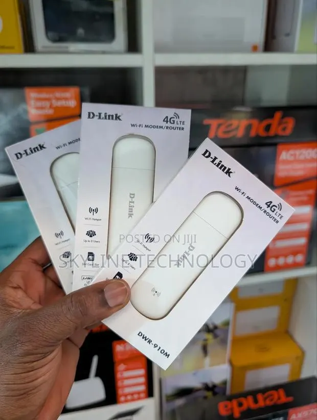 Universal Modem D-Link Wireless Dongle · Photo 1