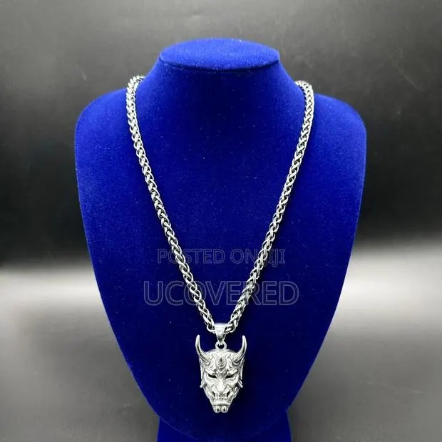 High Quality Stainless Necklaces · Photo 1