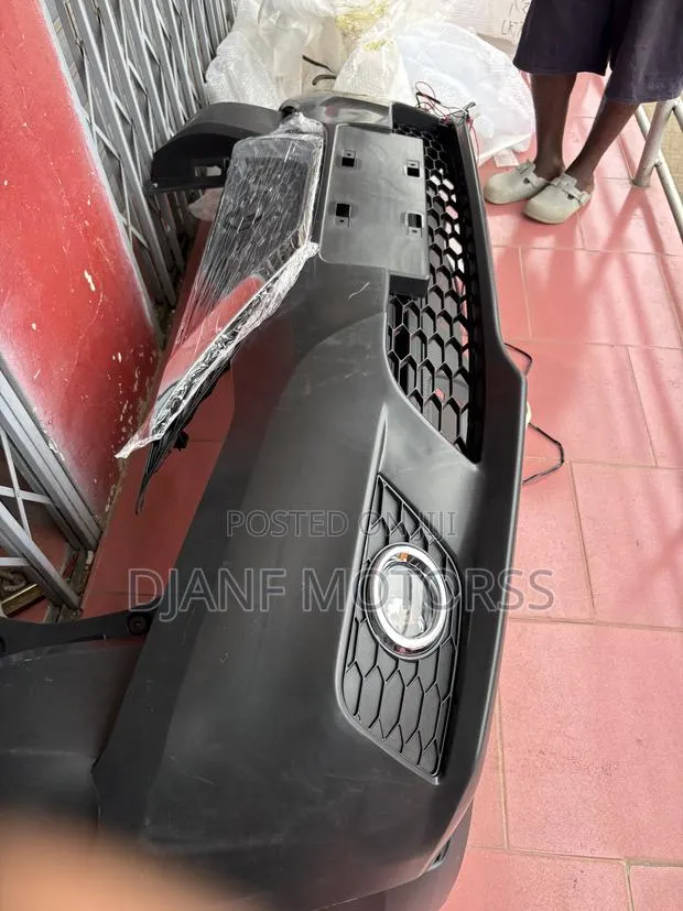 Nissan Sentra 2016-2019 Front Bumper Complete · Photo 1