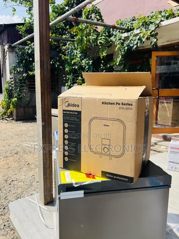 10l Midea Water Heater White Hot and Cold Function · Photo 1