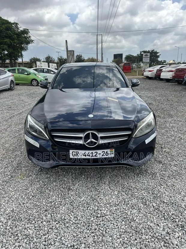 Mercedes-Benz C300 Base 4Matic Sedan AWD (2.0L 4cyl 7A) 2016 Blue · Photo 1