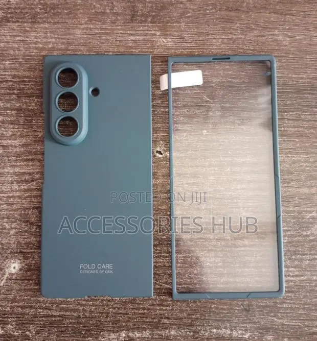 Samsung Z Fold 8 Ultra Case With Inbuilt Screen Protector · Photo 1