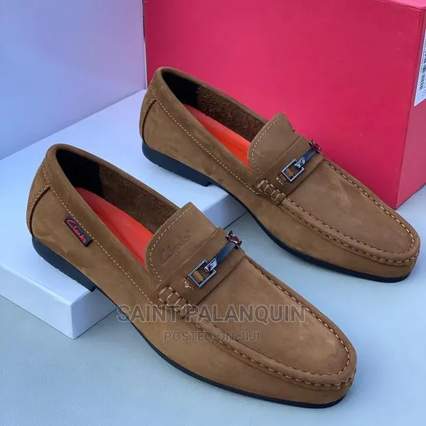 Clarks Loafers · Photo 1