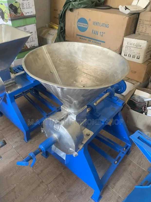 Commercial Tomatoes Pepper Vegetables Grinder · Photo 1