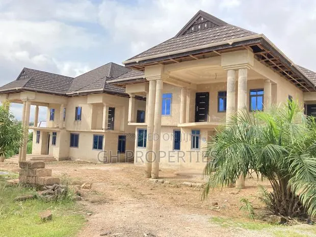 5bdrm Apartment in Sokoban,Ampabame., Kumasi Metropolitan for sale · Photo 1
