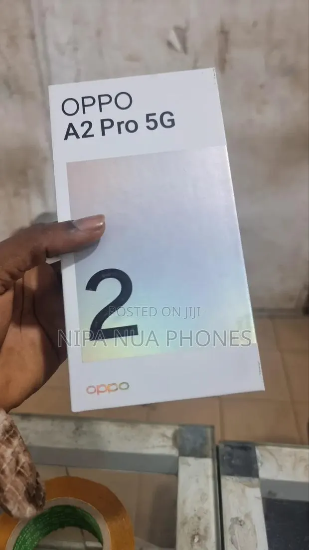 New Oppo A2 Pro 256 GB Gray · Photo 1