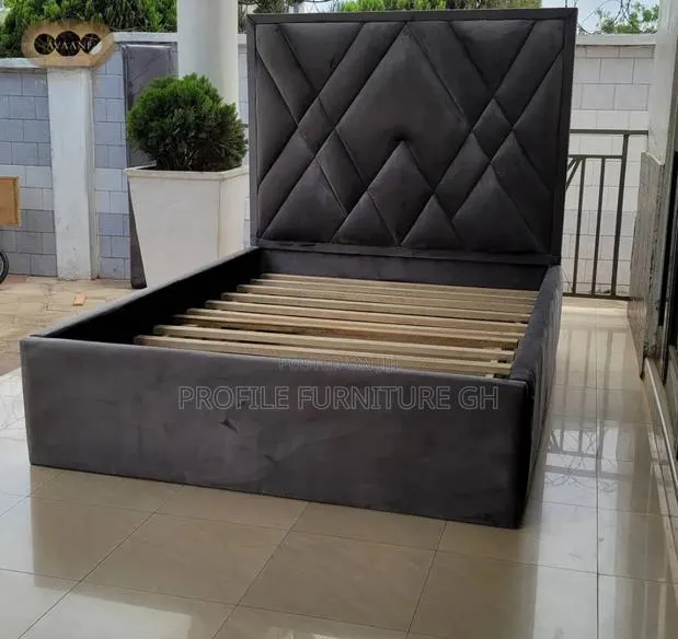 Double Bedframe In Different Colors · Photo 1