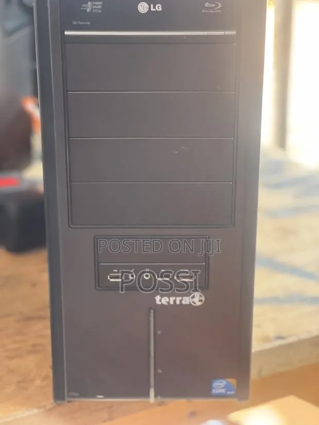 Server 8GB Intel Core I7 HDD 1.5T · Photo 1