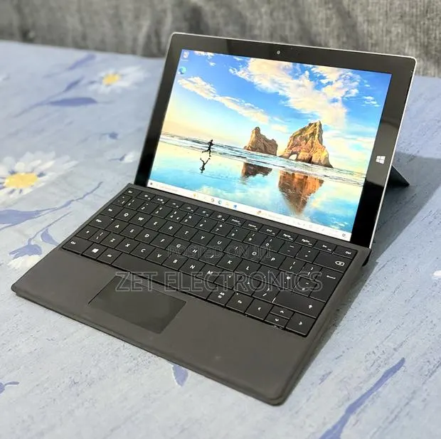 Laptop Microsoft Surface Laptop 3 4GB Intel Atom SSD 128GB · Photo 1