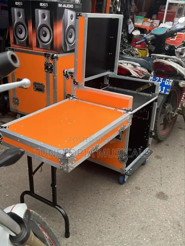 16u Dj Amplifier Rack (3doors) · Photo 1