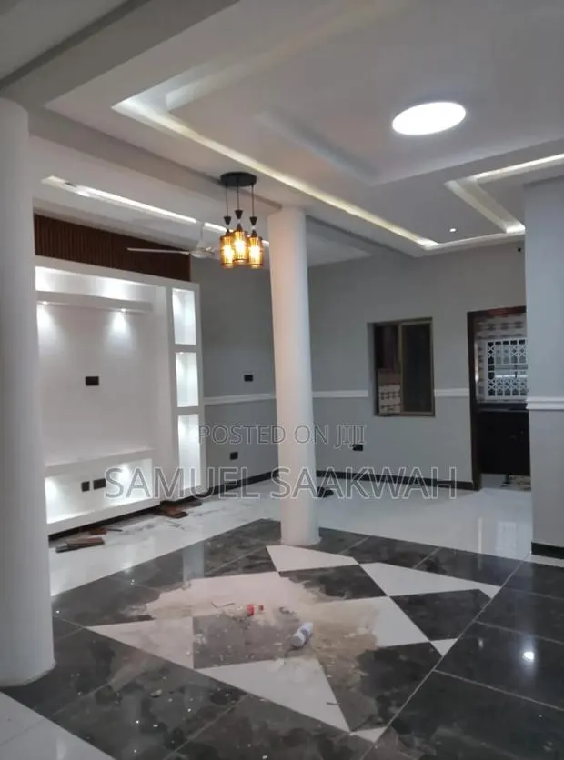 3bdrm House in S&P, Teshie for rent · Photo 1