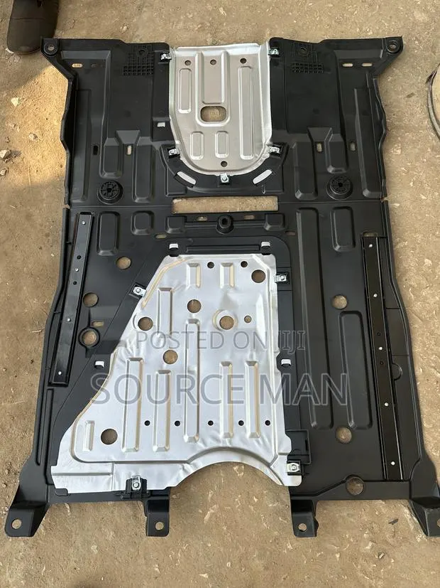 HONDA CIVIC 2012 2013 2014 2015 Engine Under Cover · Photo 1