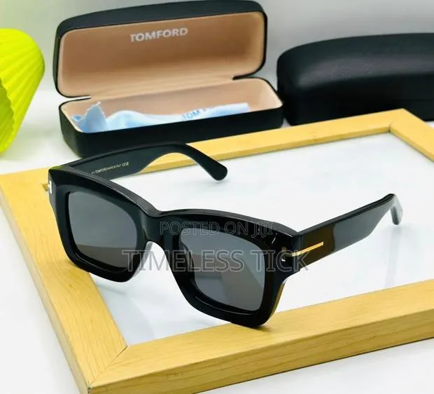 Tom Ford Glasses · Photo 1