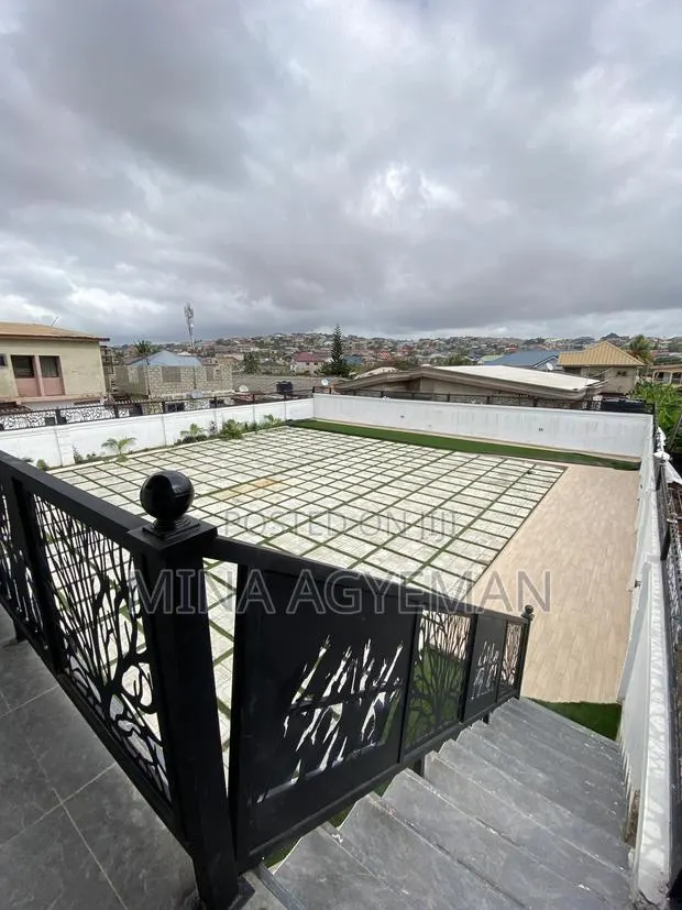 La Mingles Event Center
