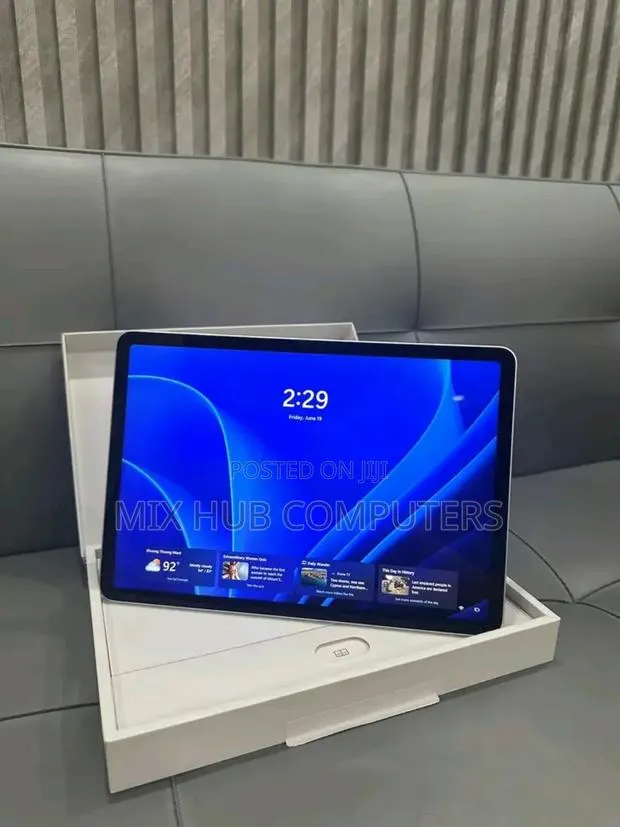 Microsoft Surface Pro 256 GB Gray · Photo 1