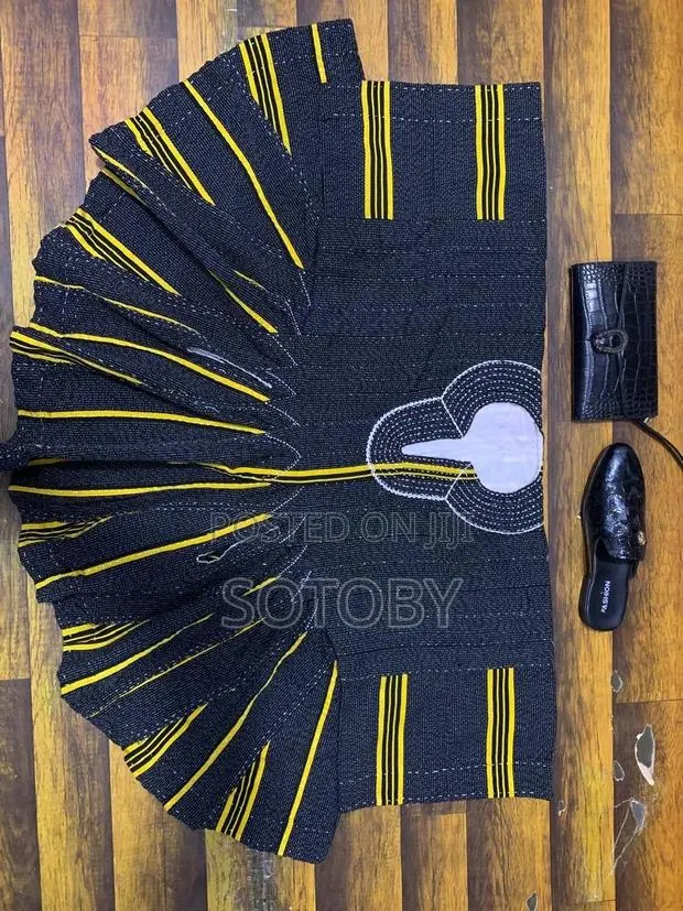 Assorted Smocks · Photo 1