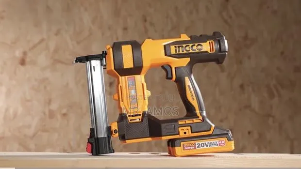 25mm Cordless Brick Nailer + 2x4.0Ah Batteries Included - CBNLI38136 · Photo 1