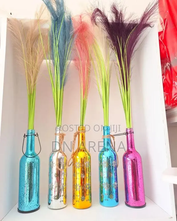 Colorful Pampas Grass in a Bottle 100cn · Photo 1