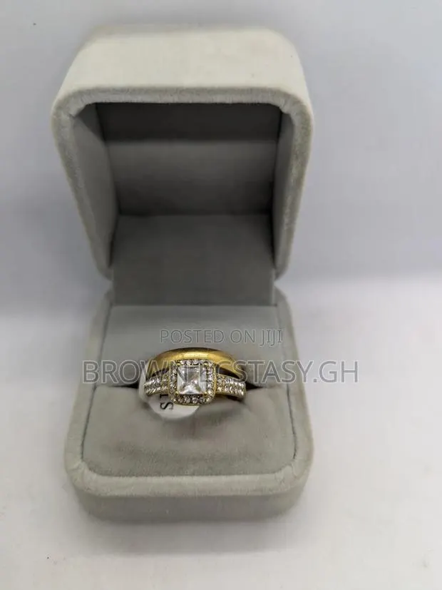 Square Diamond Cut 2 Piece Wedding Rings · Photo 1