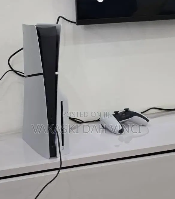 Ps5 Slim Standard New From Usa for Sale With 4 Online/ Offline Games · Photo 1
