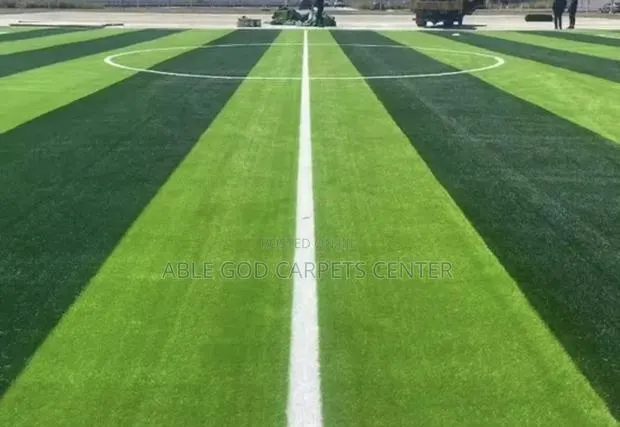 Quality Artificial Grass Carpets or Astroturf for Football Pitches · Photo 1