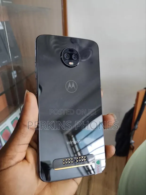 Motorola Moto Z3 64 GB Black · Photo 1