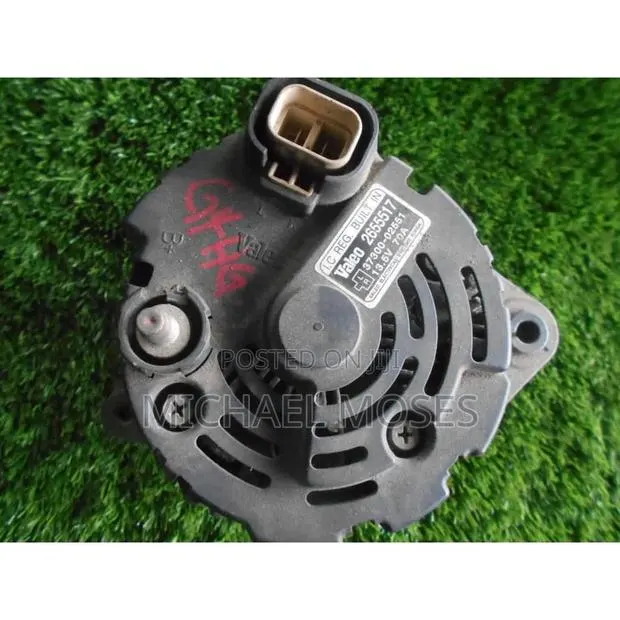 Toyota Yaris Alternator · Photo 1
