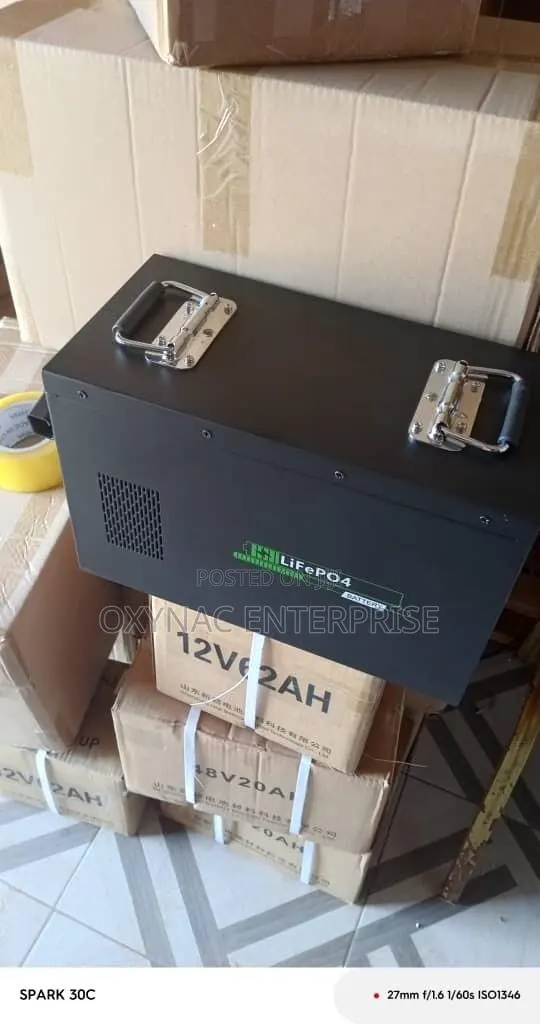 12v 200ah Sunrise Solar Battery · Photo 1