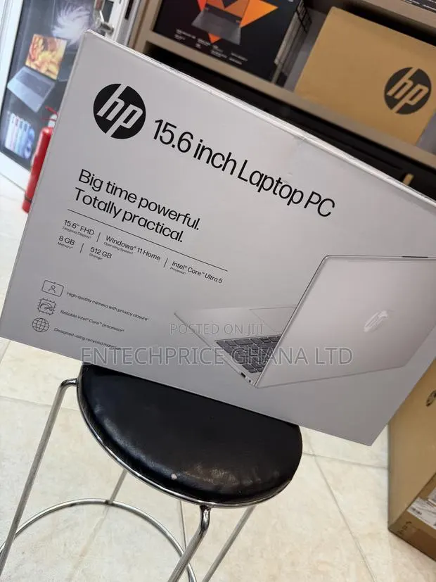 New Laptop HP 15-da3007nia 8GB Intel Core Ultra 5 SSD 512GB · Photo 1