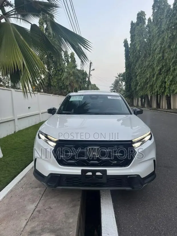 Honda CR-V 2024 White · Photo 1
